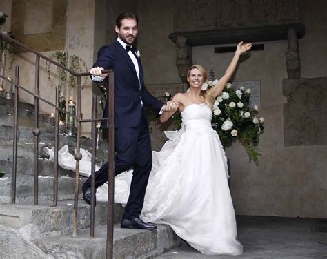 hunziker matrimonio versace|Tra critica e stile: MICHELLE HUNZIKER e la scelta dell'ABITO .